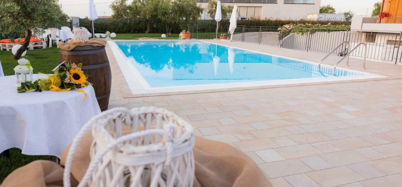 פוסאצ'סיה Villa Emilia מראה חיצוני תמונה